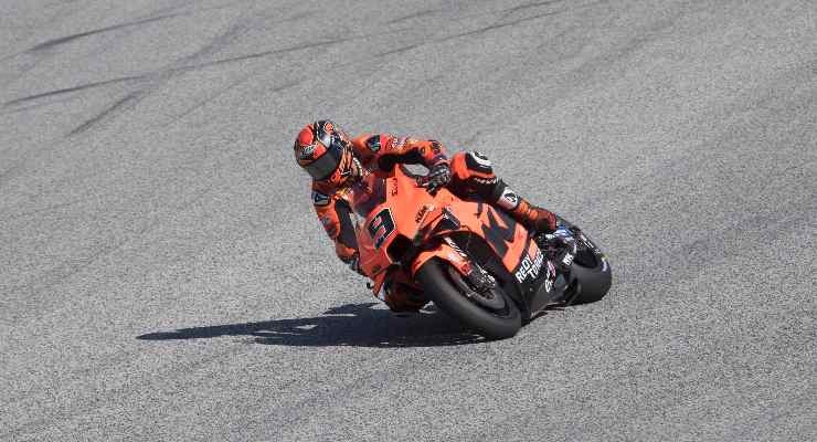 Danilo Petrucci con la sua KTM in pista (Foto di Mirco Lazzari gp/Getty Images)