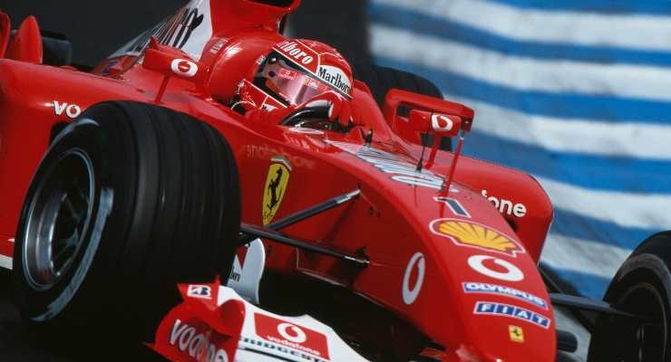 Schumacher sulla F2003GA (Foto di Mark Thompson/Getty Images)