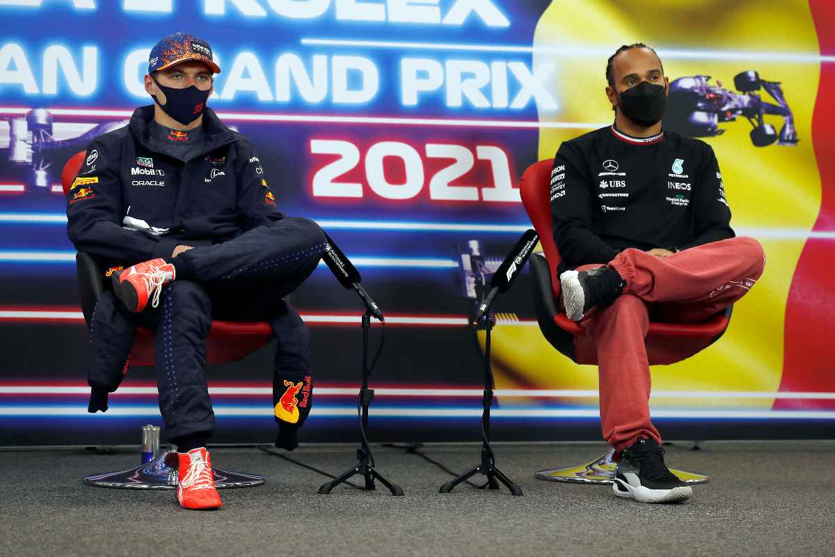 Verstappen ed Hamilton in conferenza stampa (Foto di Charles Coates - Pool/Getty Images)