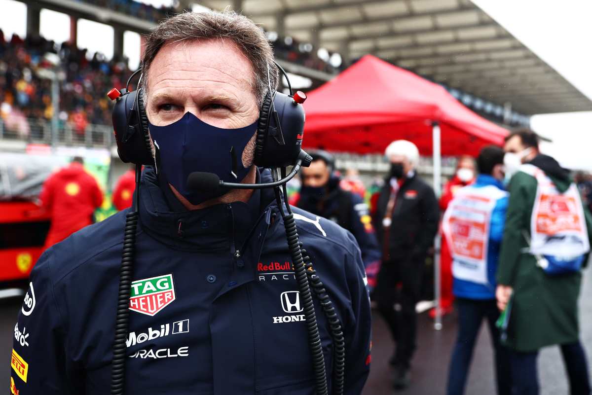 Il team principal Christian Horner sulla griglia di partenza del Gran Premio di Turchia di F1 2021 a Istanbul