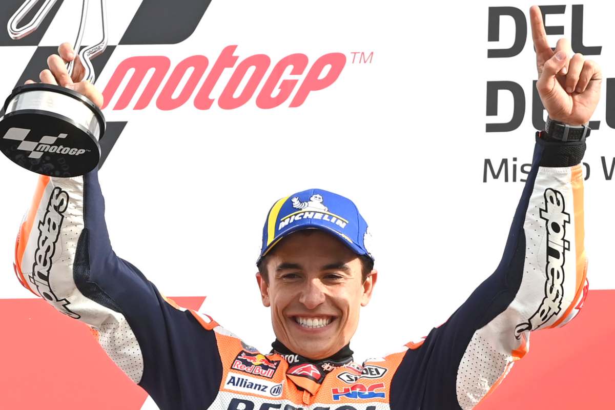 Marc Marquez sul gradino più alto del podio del Gran Premio dell'Emilia Romagna di MotoGP 2021 a Misano Adriatico