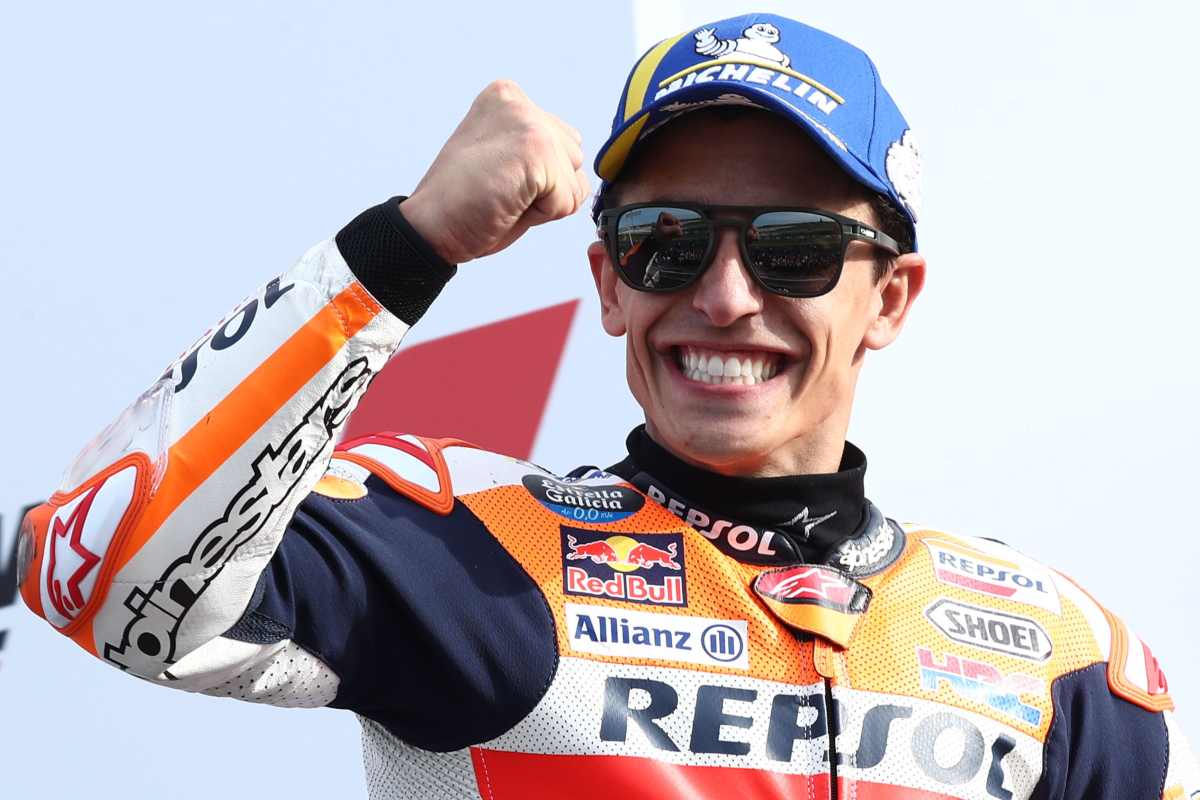 Marc Marquez sul gradino più alto del podio del Gran Premio dell'Emilia Romagna di MotoGP 2021 a Misano Adriatico