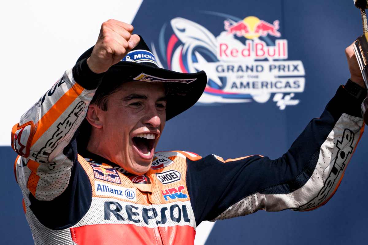 Marc Marquez sul gradino più alto del podio del Gran Premio delle Americhe di MotoGP 2021 ad Austin