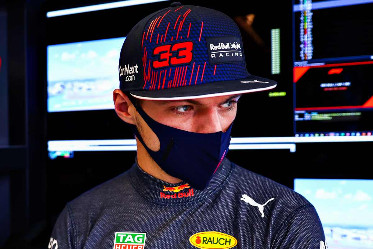 Max Verstappen ai box nel Gran Premio degli Stati Uniti di F1 2021 ad Austin