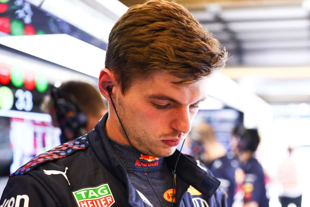 Max Verstappen ai box nel Gran Premio degli Stati Uniti di F1 2021 ad Austin