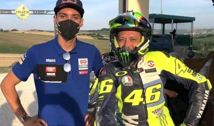 valentino rossi razgatlioglu