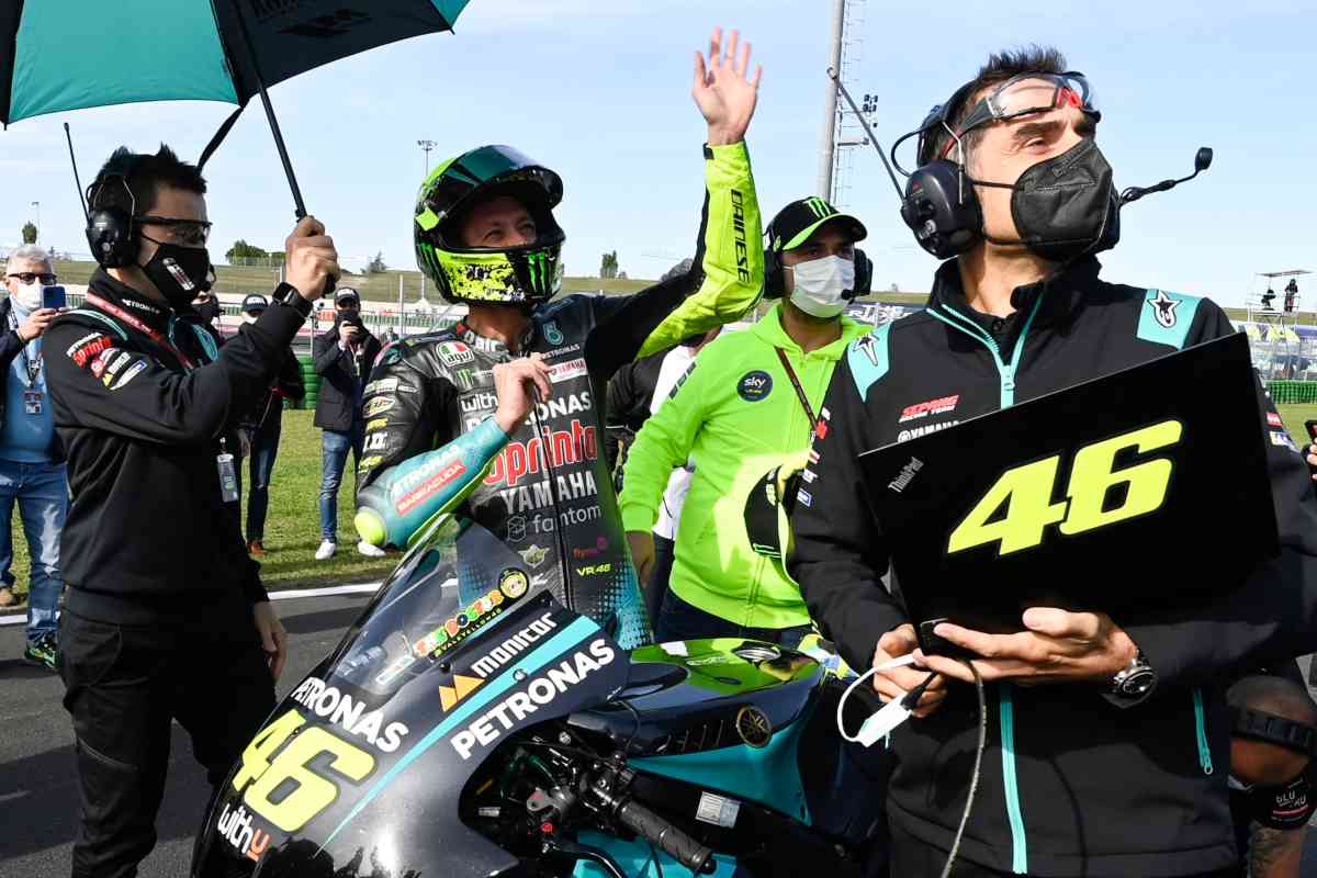 Valentino Rossi sulla griglia di partenza del Gran Premio dell'Emilia Romagna di MotoGP 2021 a Misano Adriatico