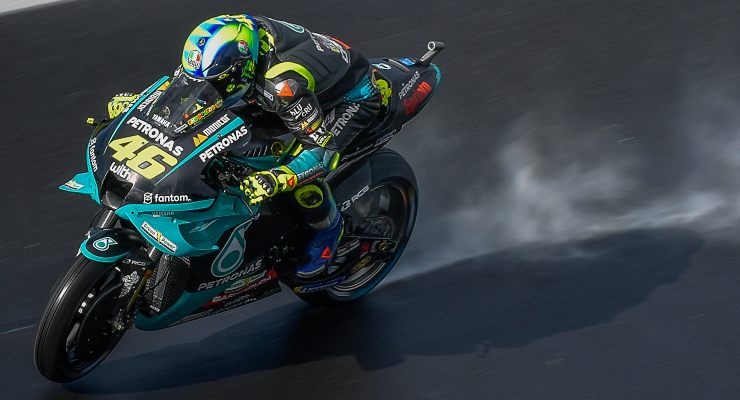 Valentino Rossi in pista sulla Yamaha Petronas nelle prove libere del Gran Premio dell'Emilia Romagna di MotoGP 2021 a Misano