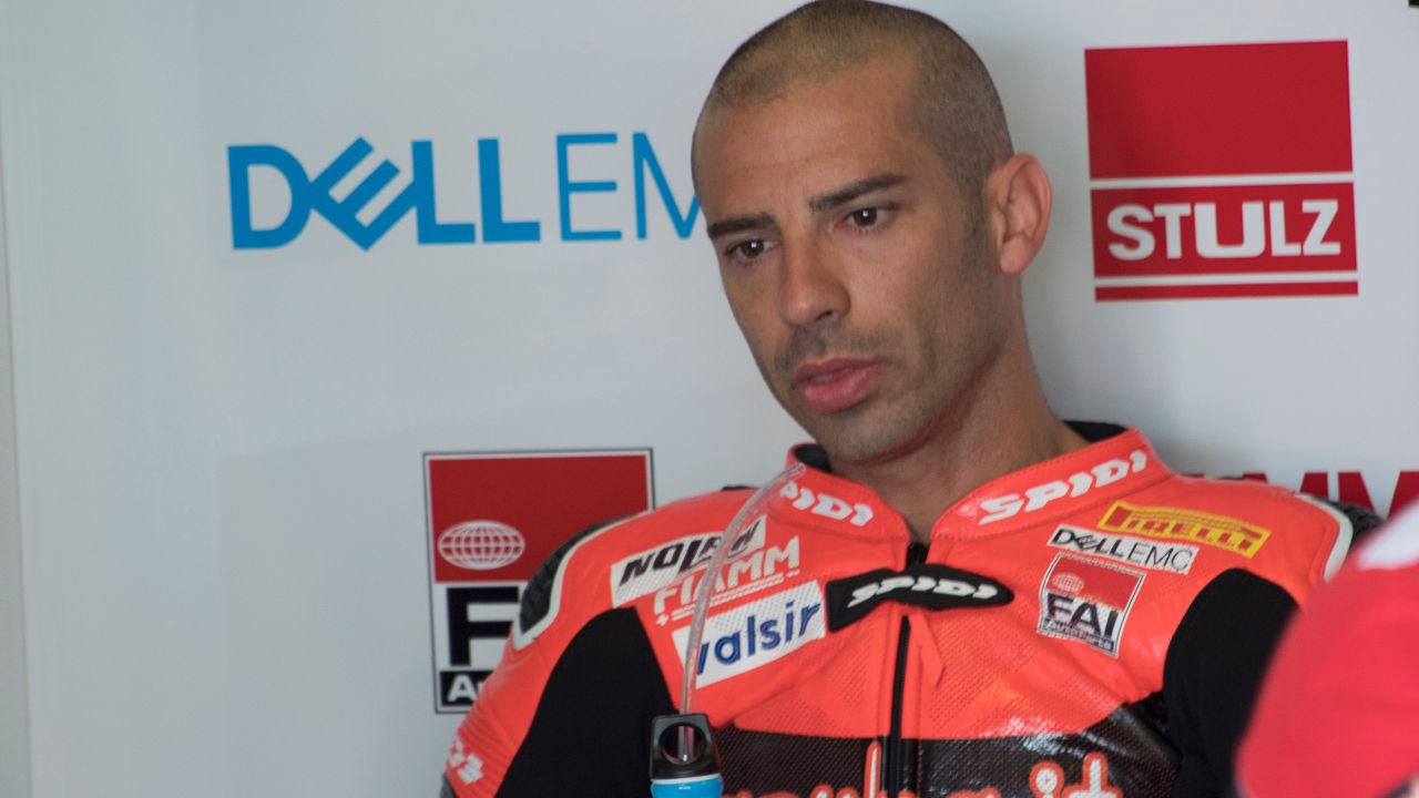 Marco Melandri, ex pilota e attuale commentatore Dazn (Foto Getty Images)