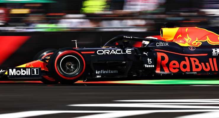 Max durante le qualifiche in Messico (Foto di Mark Thompson/Getty Images)