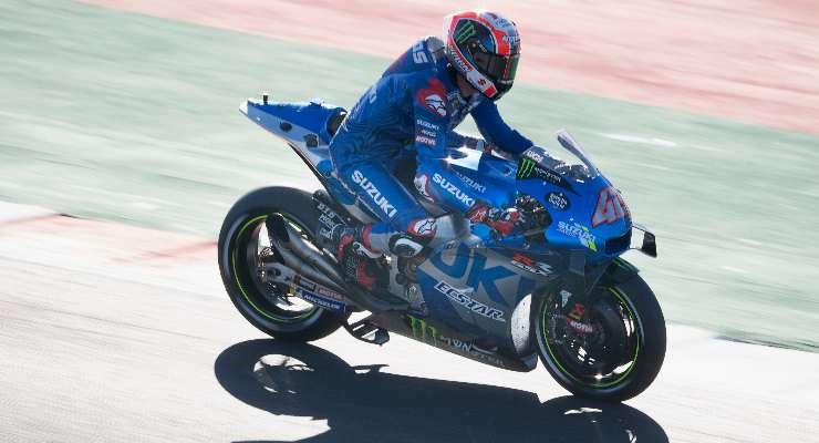 Stagione da dimenticare per Alex Rins quella del 2021 (foto di Mirco Lazzari gp/Getty Images)