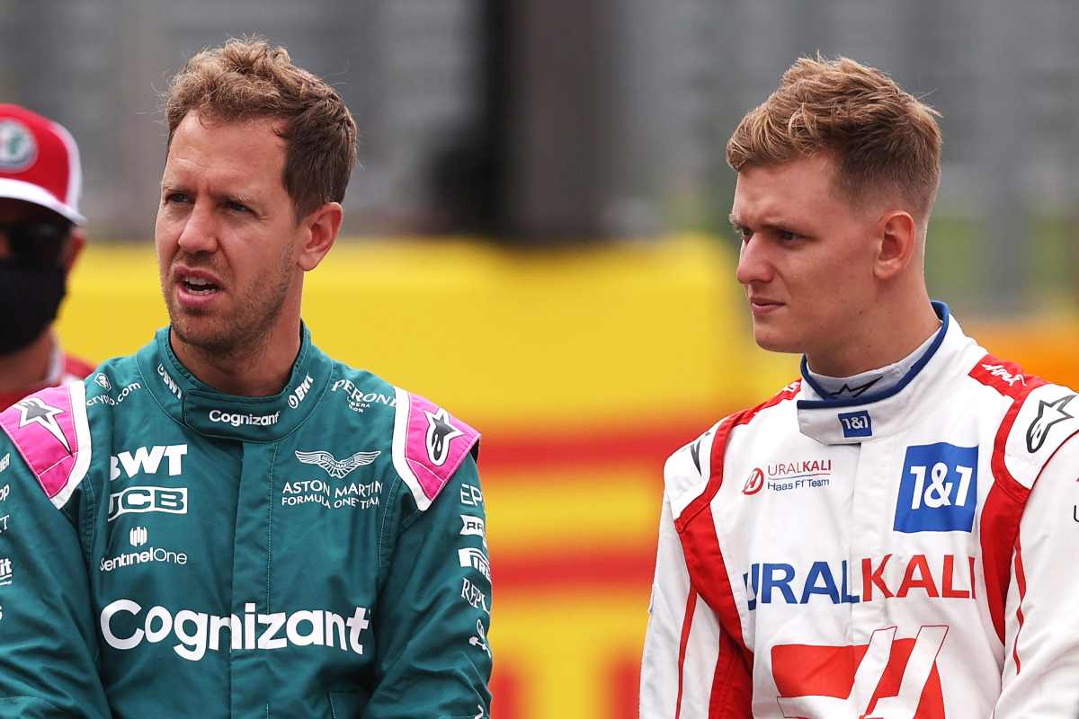 Vettel con Mick Schumacher (foto di Lars Baron/Getty Images)