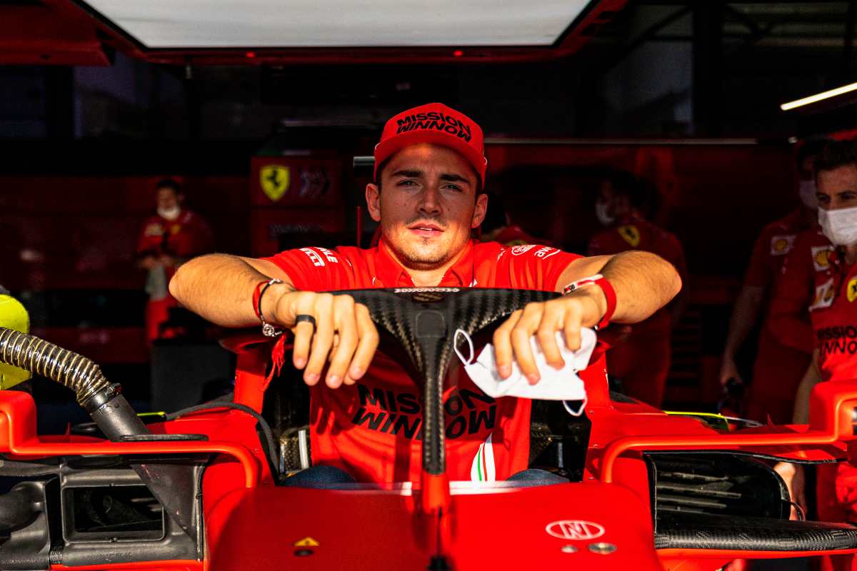 Charles Leclerc ai box