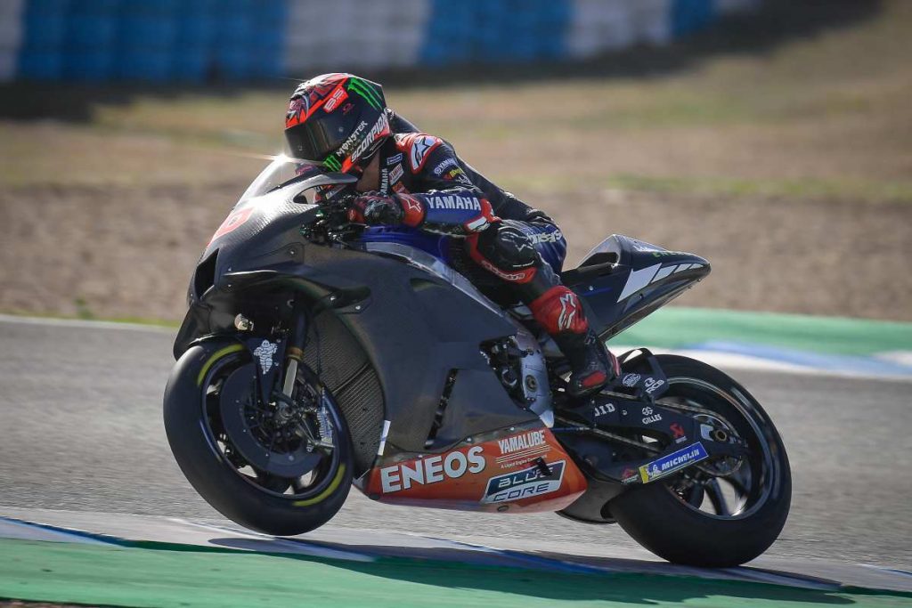 Fabio Quartararo in pista sulla Yamaha ai test MotoGP a Jerez de la Frontera