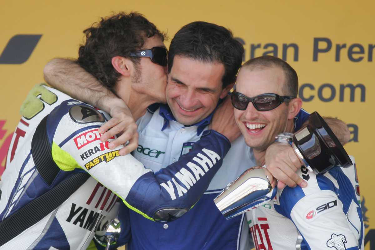 Brivio con Rossi ai tempi della Yamaha (foto di Julian Finney/Getty Images)