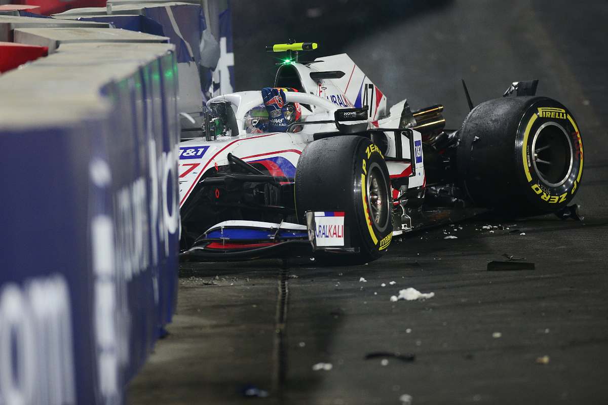 Mick Schumacher a muro (foto di Peter Fox/Getty Images)