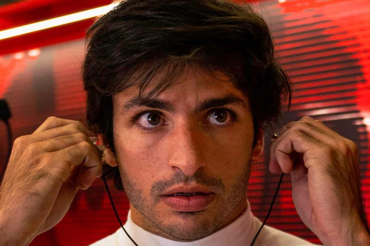 Carlos Sainz Jr (Foto account ufficiale Facebook Scuderia Ferrari)