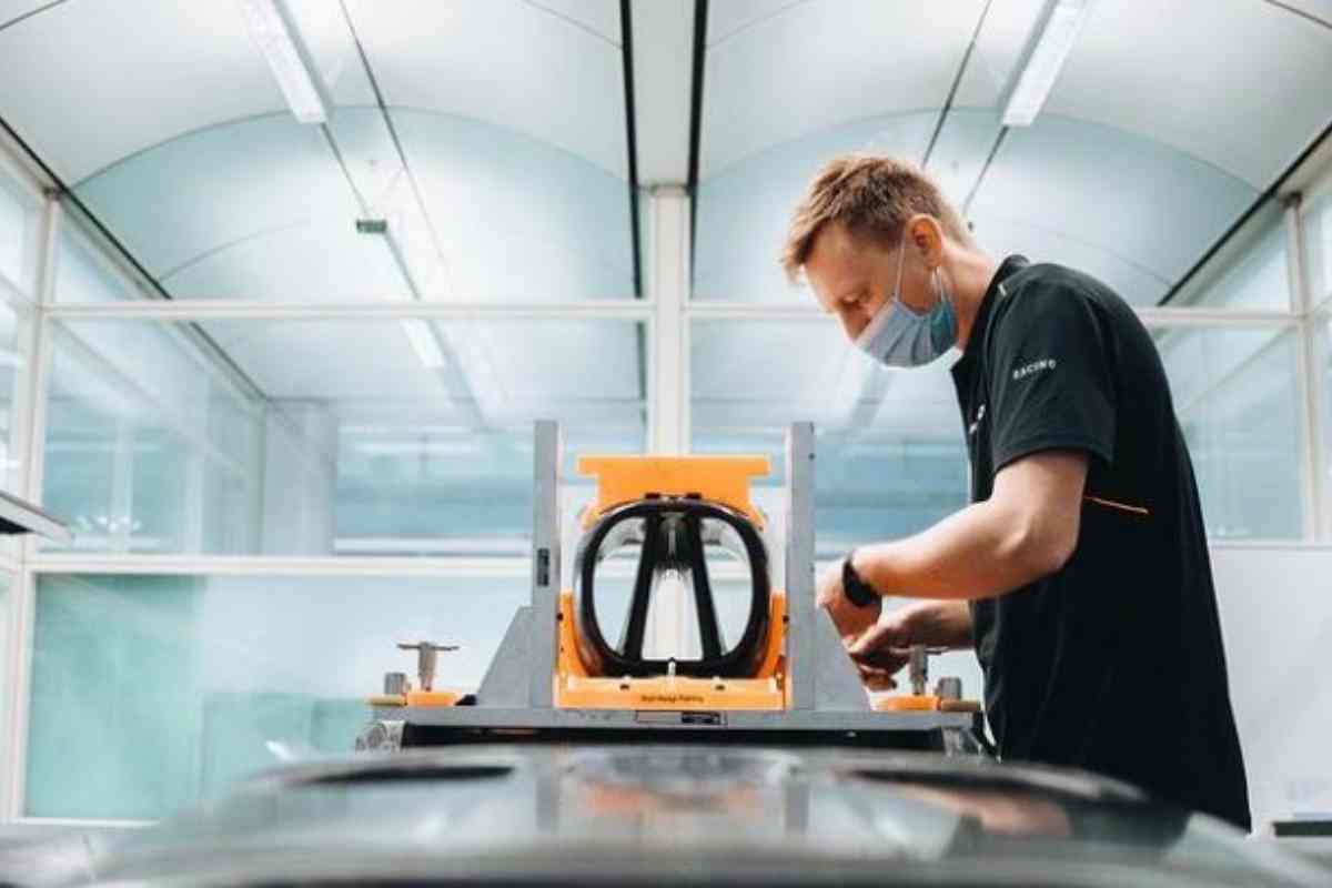 L'airbox della McLaren MCL36 (McLaren Instagram)