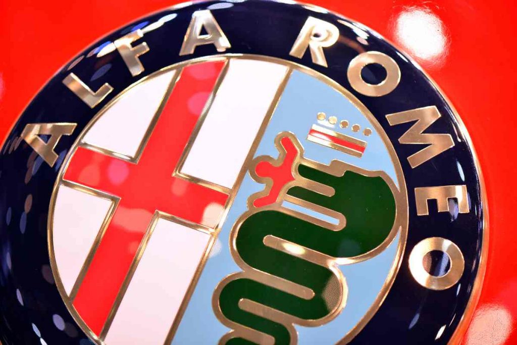 Il logo Alfa Romeo (foto di Harold Cunningham/Getty Images)