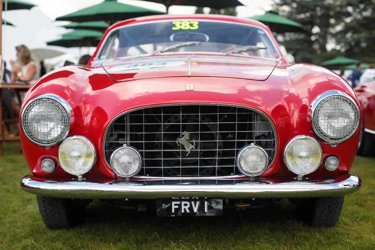 Una Ferrari 250 GT (foto di Jack Taylor/Getty Images)