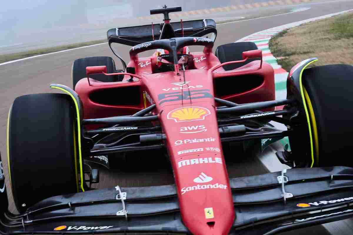 La Ferrari durante lo shakedown (foto ufficiale)