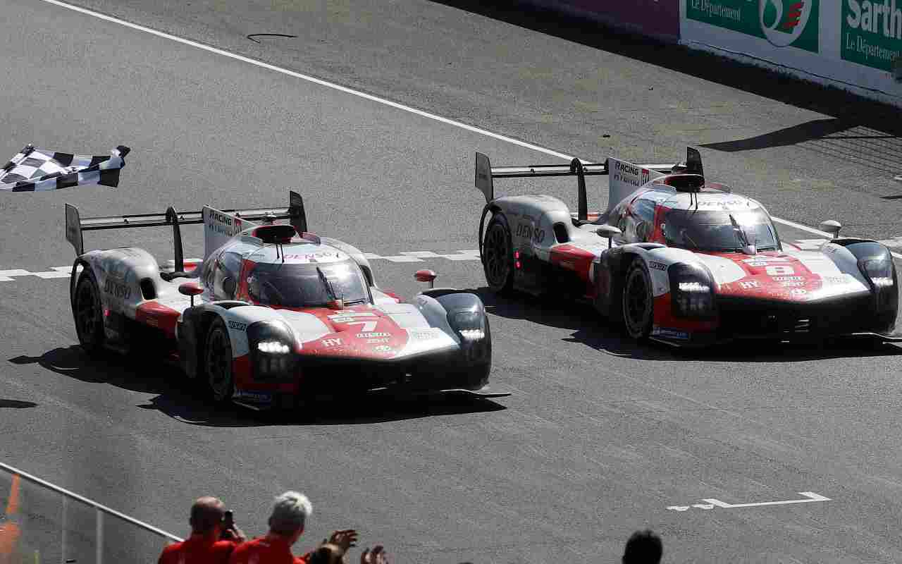 Uno scatto dell'ultima edizione della 24 Ore di Le Mans (foto Ansa)