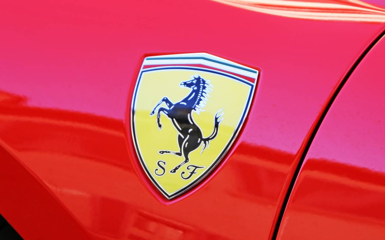 Ferrari (AdobeStock)