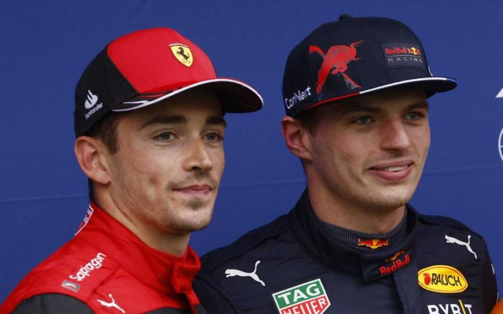 Charles Leclerc e Max Verstappen