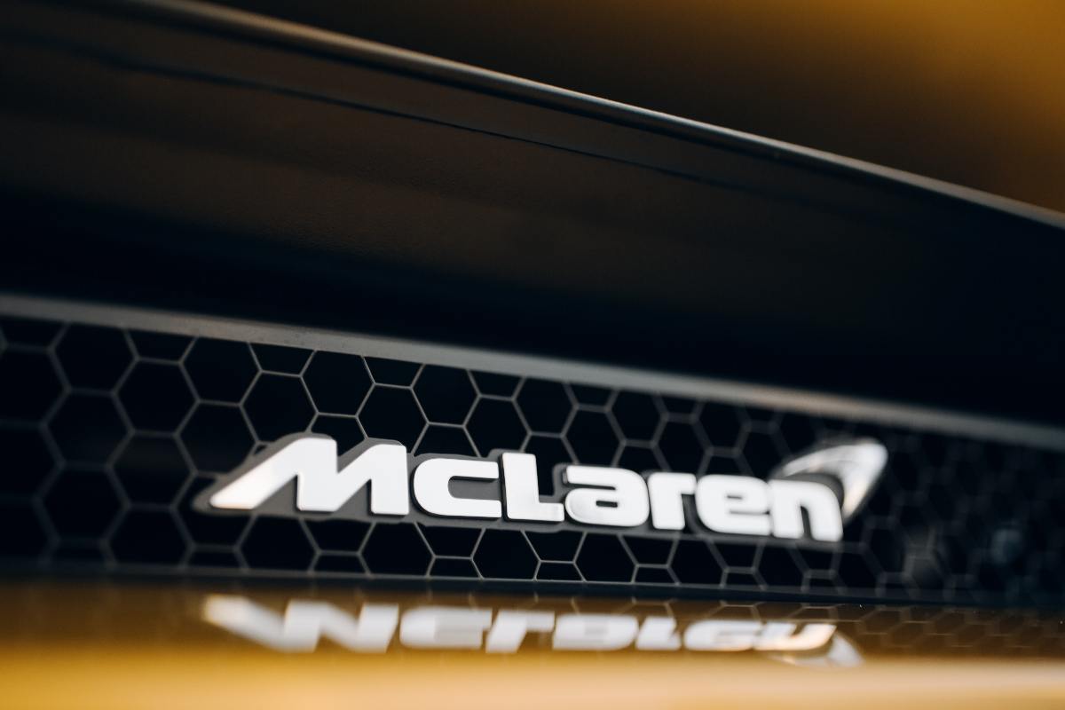 McLaren Logo (Adobe Stock)