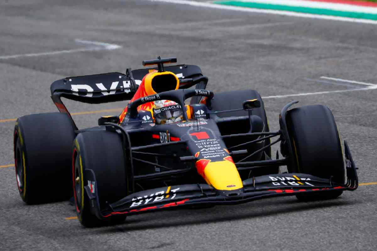 Red Bull RB18 (LaPresse)