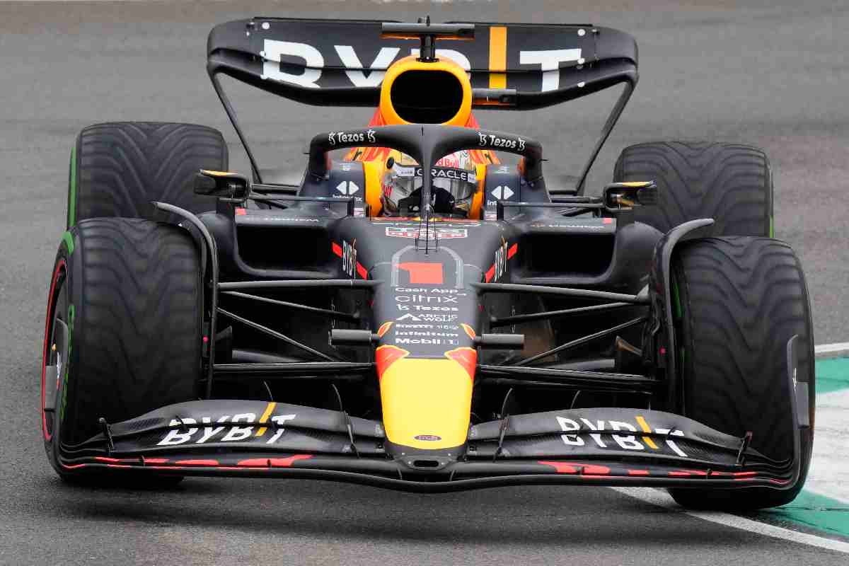 Red Bull RB18 (LaPresse)