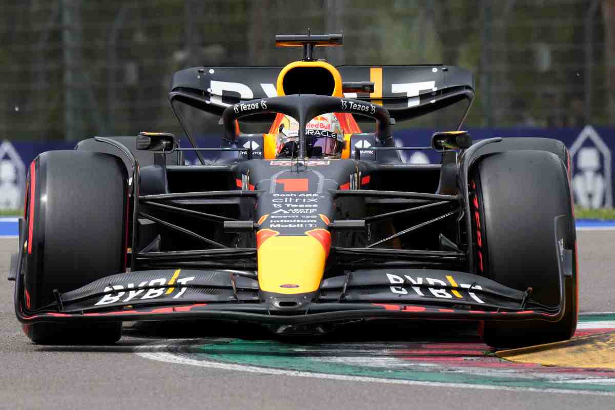 Red Bull RB18 (LaPresse)