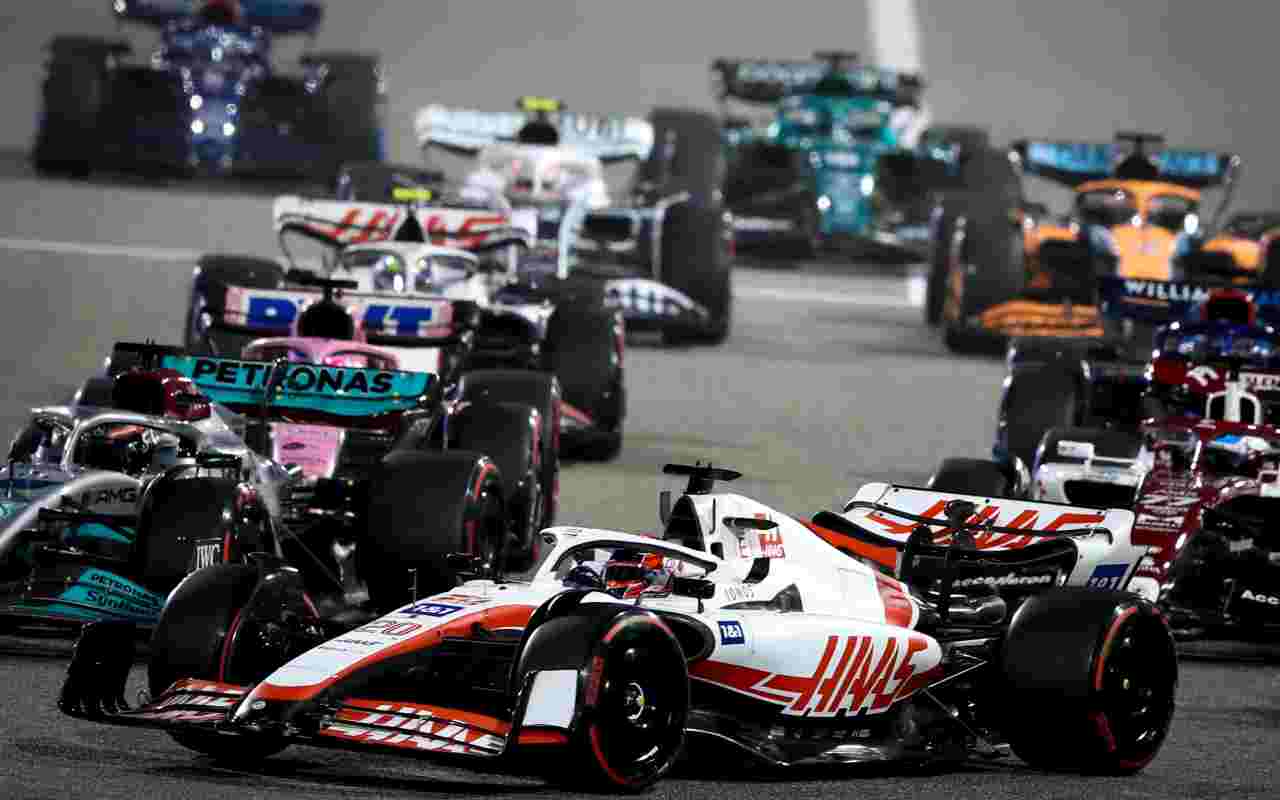 Alcune fasi di gara "reali" in F1 quest'anno (foto Ansa)