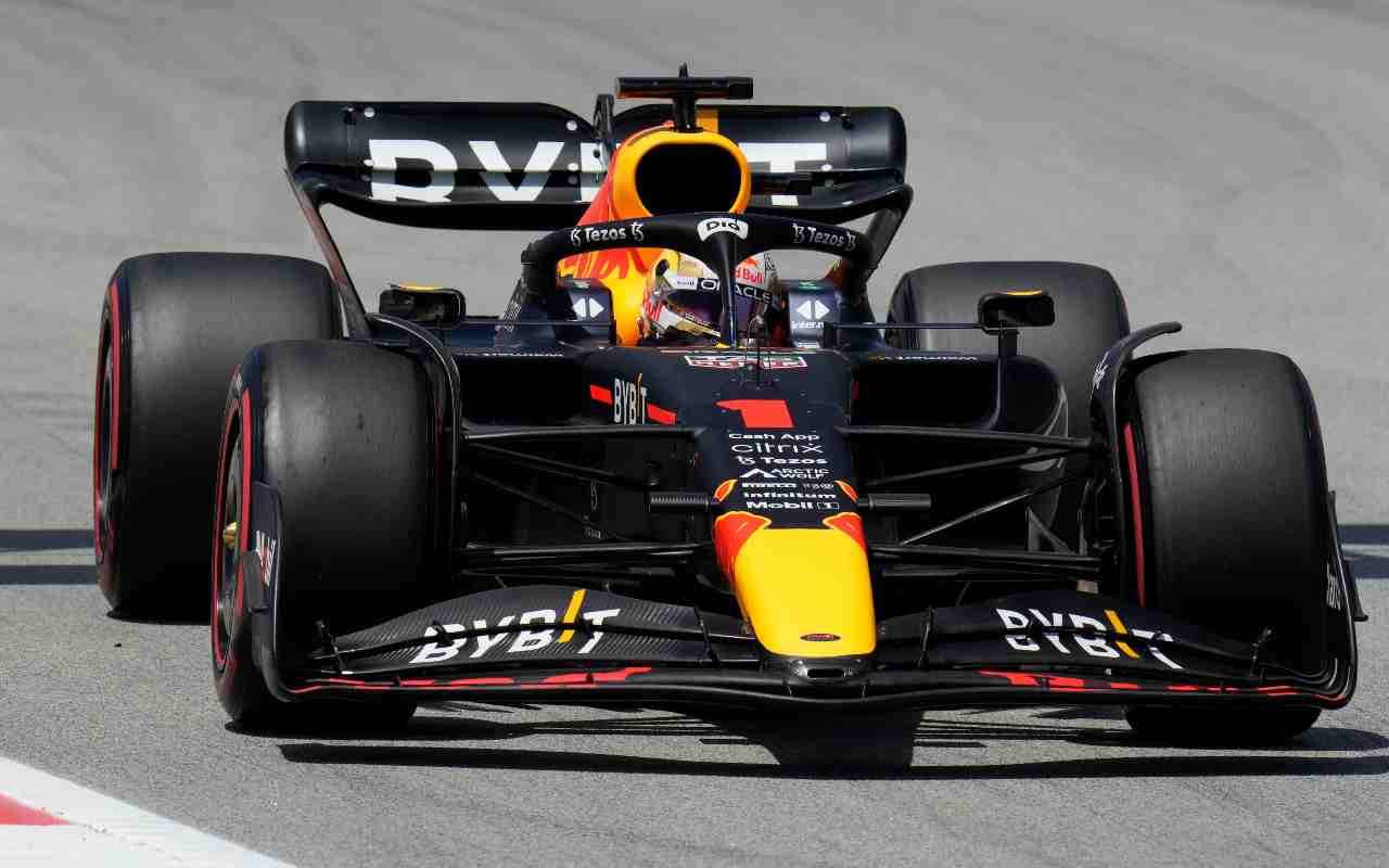 Red Bull RB18 (LaPresse)