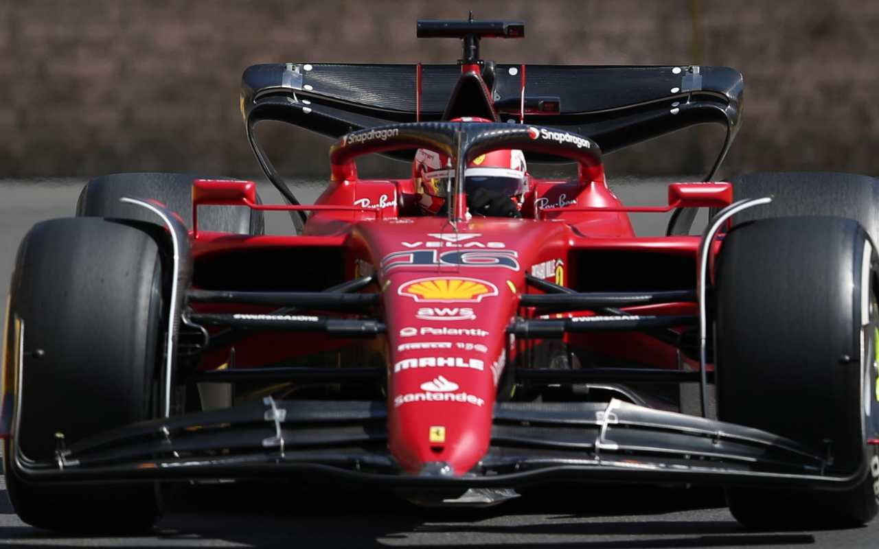 Leclerc su Ferrari (ANSA)