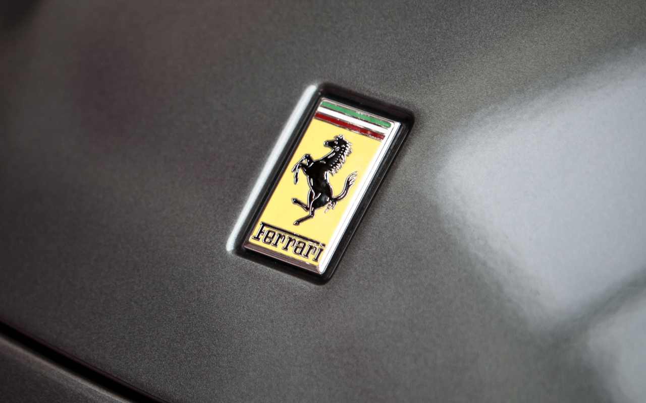 Ferrari Logo (Adobe Stock)