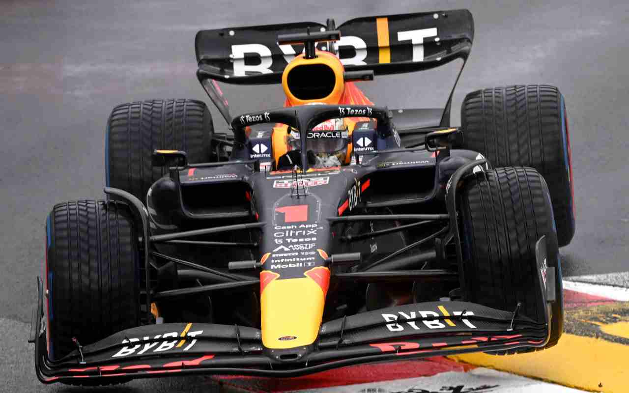 Red Bull RB18 (LaPresse)