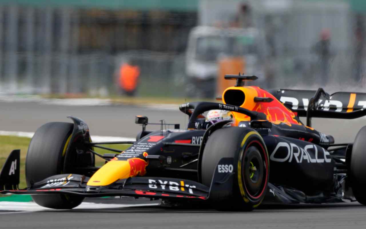 Red Bull RB18 (LaPresse)