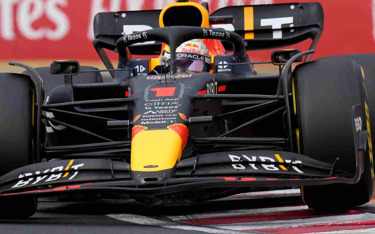 Red Bull RB18 (LaPresse)