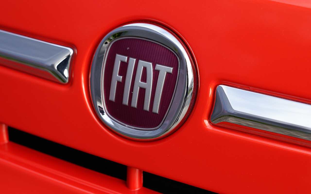 Fiat Logo (Adobe Stock)