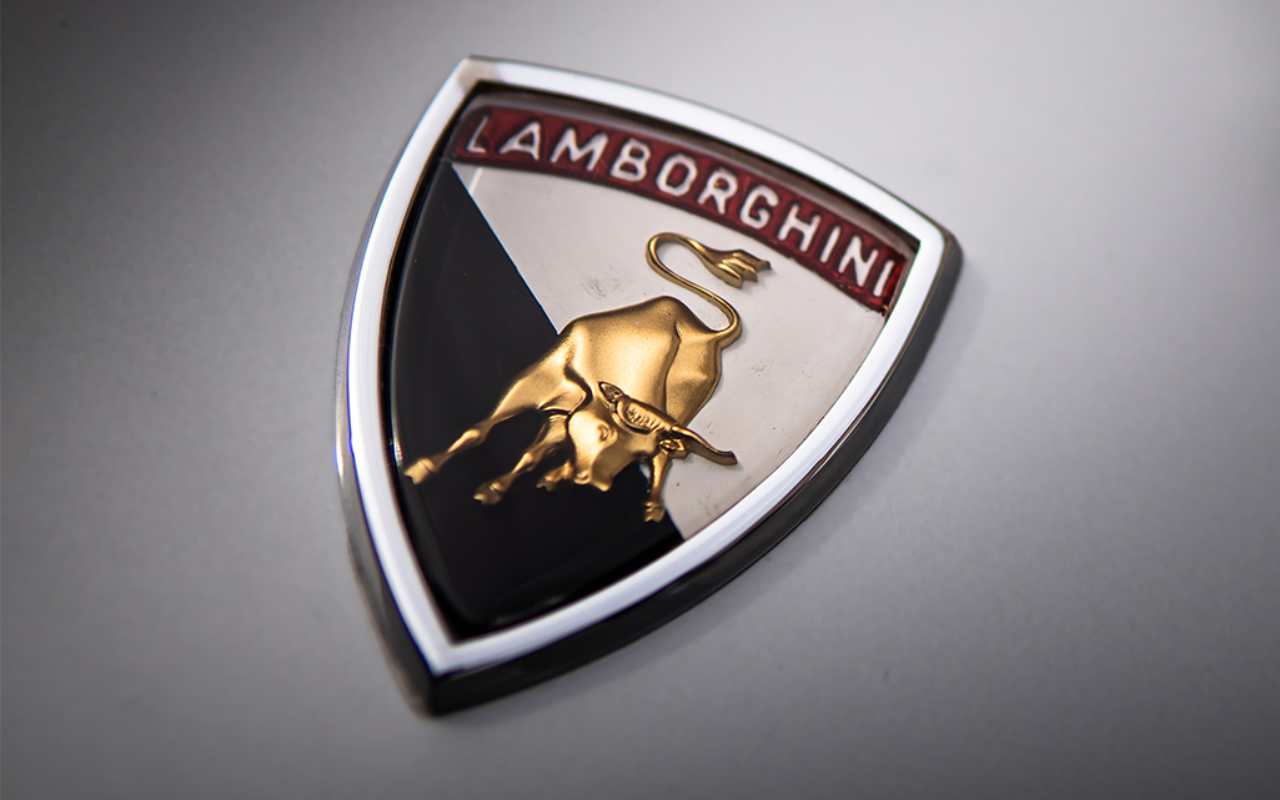 Il logo Lamborghini (foto ufficiale)