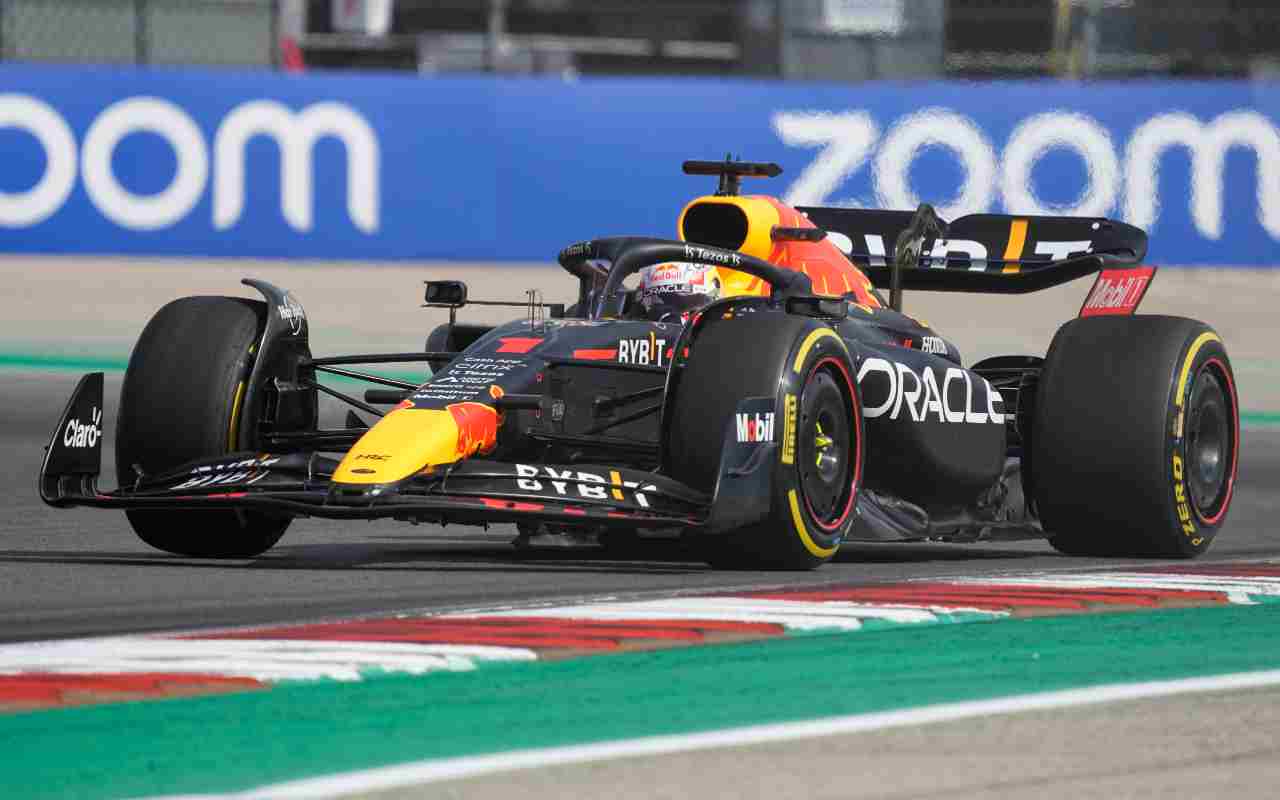 Red Bull RB18 (LaPresse)