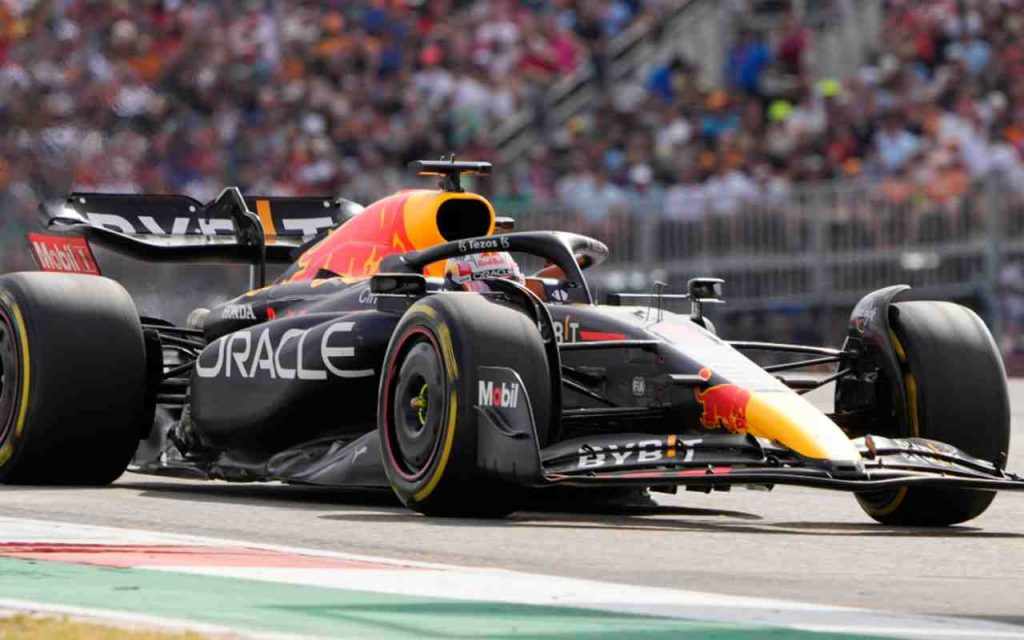 Red Bull RB18 (LaPresse)