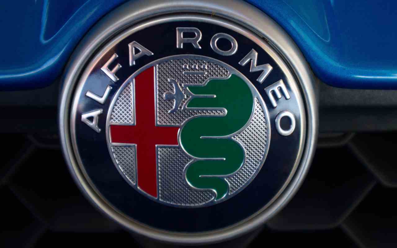 Alfa Romeo Logo (Adobe Stock)