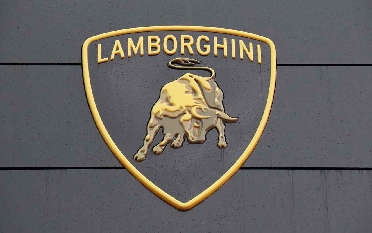 Lamborghini (AdobeStock)