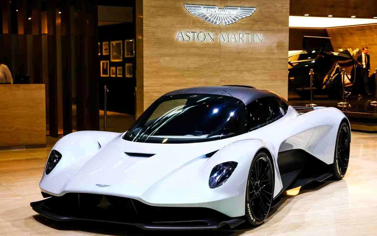 Aston Martin (AdobeStock)