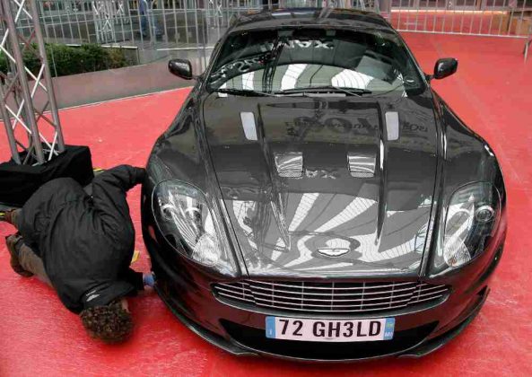 Auto James Bond (ANSA)
