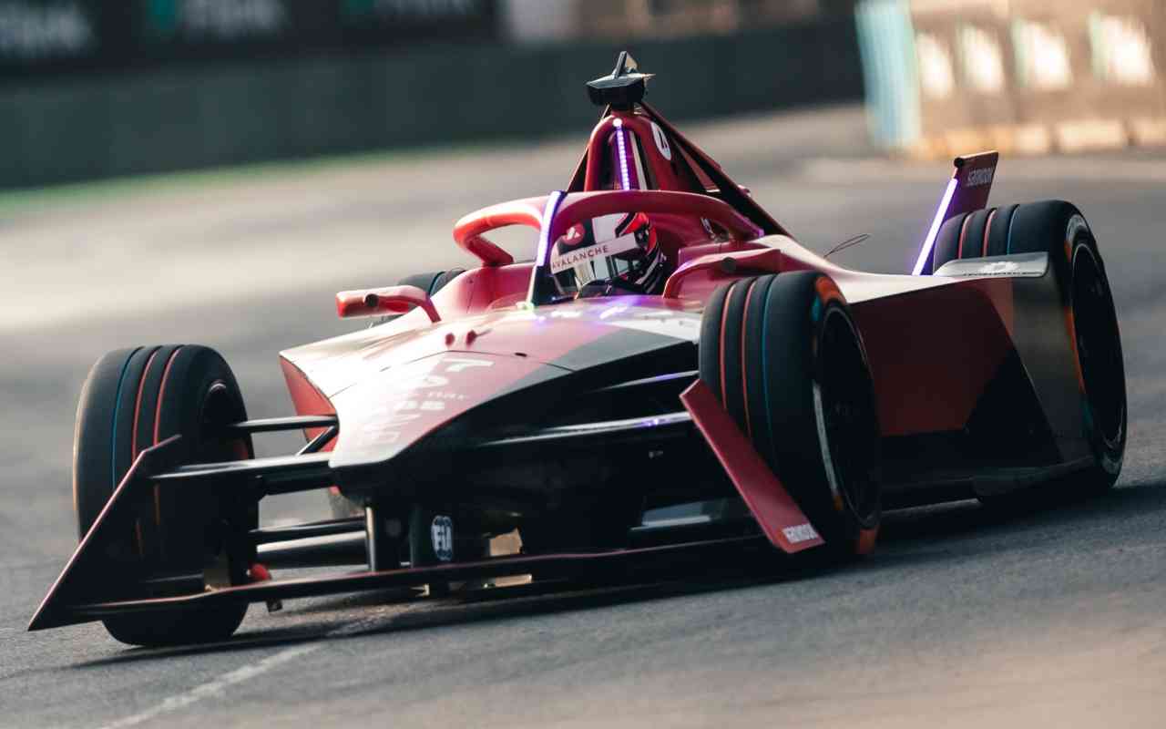 Formula E Jake Dennis (Twitter)