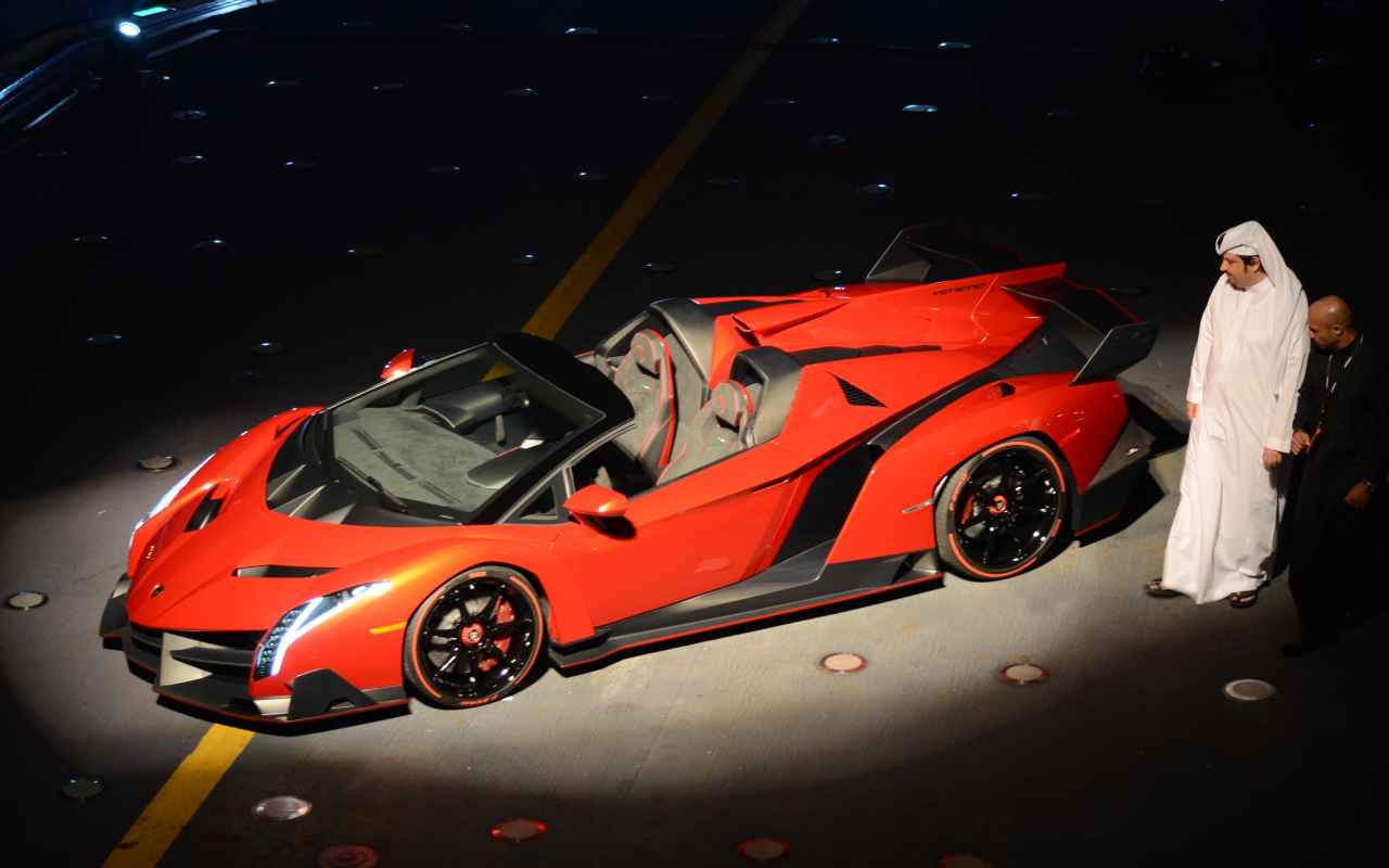 Lamborghini Veneno Roadster (ANSA)