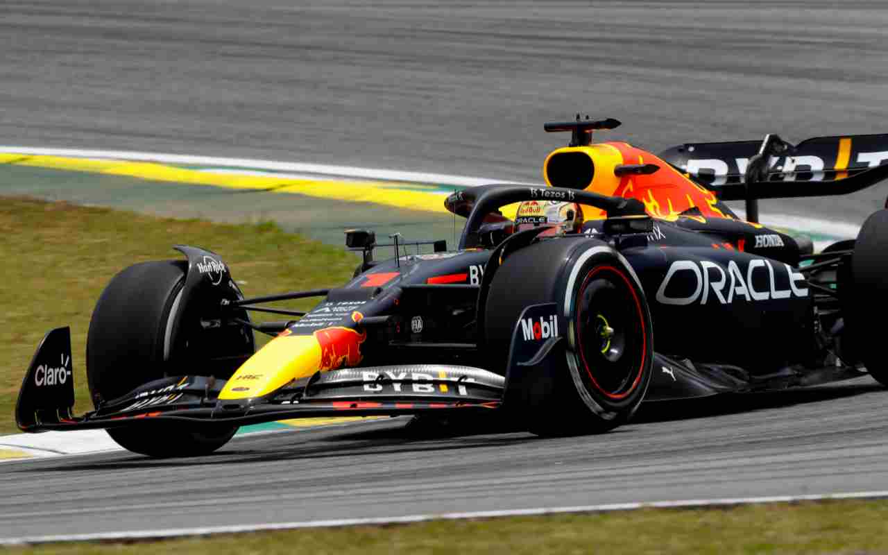 F1 Red Bull RB18 con Verstappen in Brasile (LaPresse)